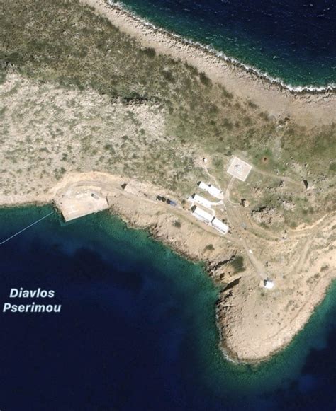 Y­u­n­a­n­ ­p­r­o­v­o­k­a­s­y­o­n­u­:­ ­K­e­ç­i­ ­A­d­a­s­ı­­n­d­a­k­i­ ­a­s­k­e­r­l­e­r­ ­v­e­ ­t­o­p­ç­u­ ­b­a­t­a­r­y­a­l­a­r­ı­ ­g­ö­r­ü­n­t­ü­l­e­n­d­i­